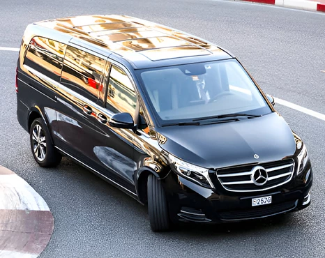 Luxury Mini Buses by SKIL Cabs: Redefining Group Travel Standards